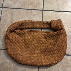 Elegant Tan Woven Women's Bag